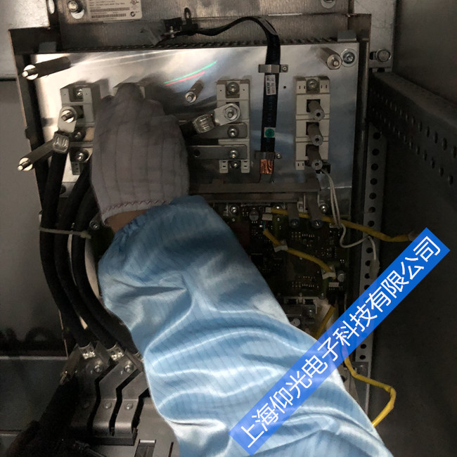  ��Ĭ��EV2000׃�l�����ϴ��a����Q����