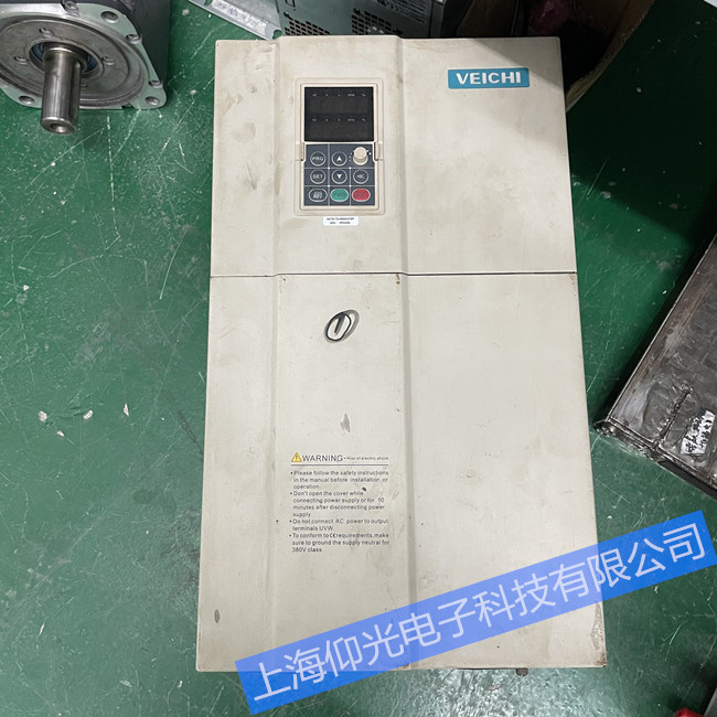 ����(chu��ng)׃�l���S��AC70-T3-055G/075P�@ʾ��(b��o)��OH/Err2�S���Ԓ