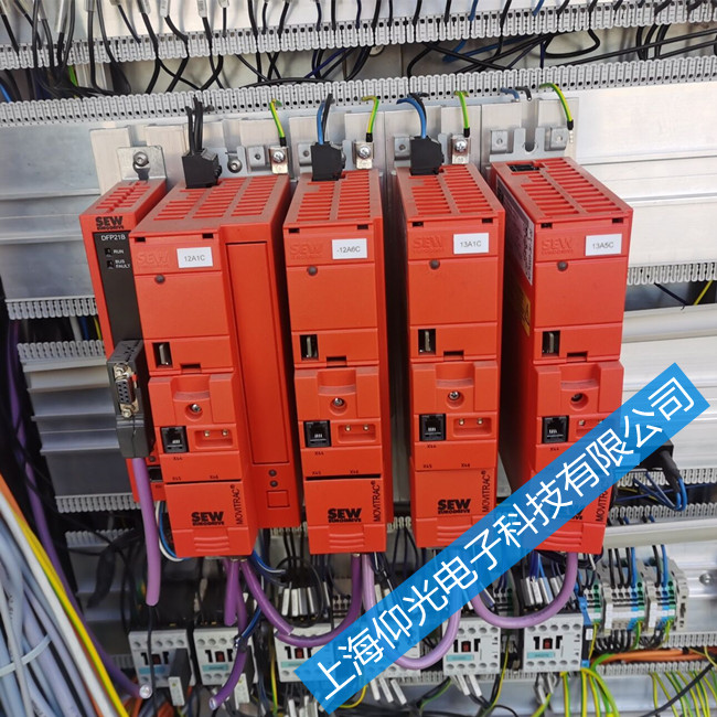 ����sew�(q��)��(d��ng)���@ʾ03�S�޷���-��(b��o)�����Ͻӵ�