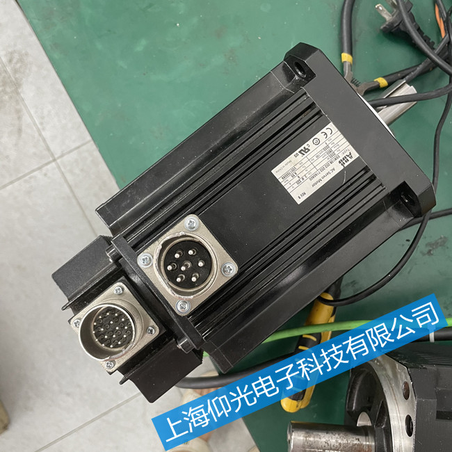 ��ɽABB�ŷ�늙C�S���c���鿴ESM18E-552-154-xxx0A00���M�z�y