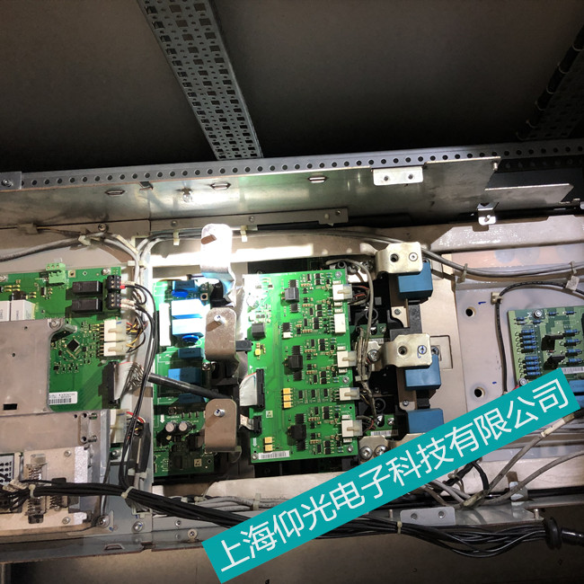 abb׃�l���o�@ʾ�S��ҕ�lACS800-07-0175-7���@ʾ7121�S��