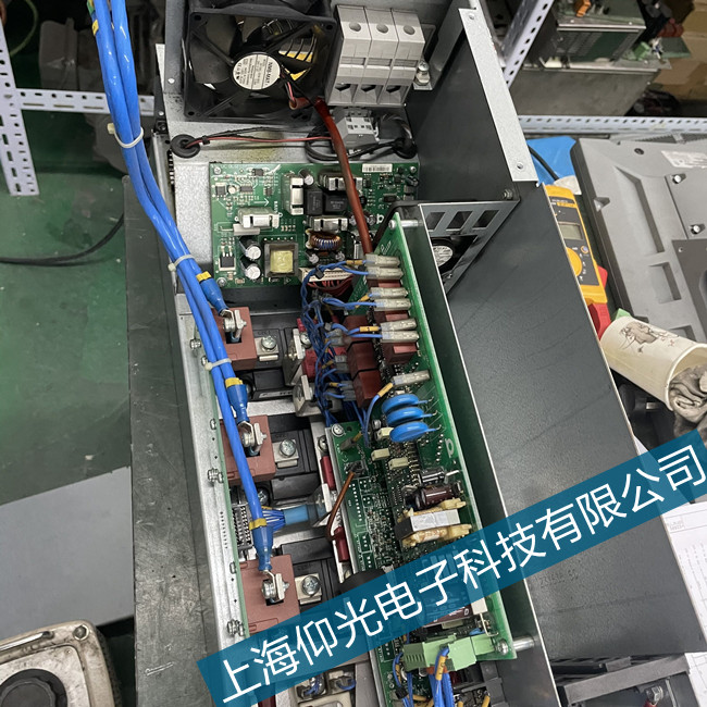 Baumuller�U����BUS621-10�ŷ��������^������ϾS�޵�ַ