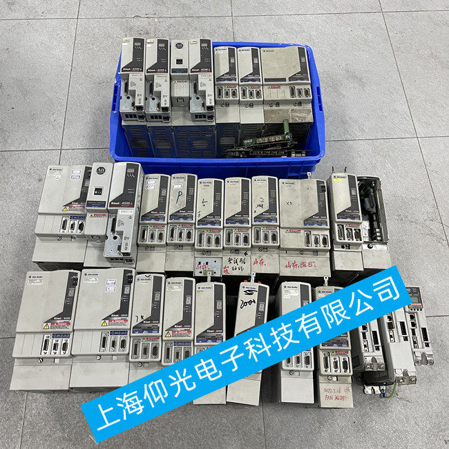 �C(j��)е�O(sh��)��AB Kinetix 5500�ŷ��(q��)��(d��ng)���S��-�@ʾ��(b��o)��S40�S��