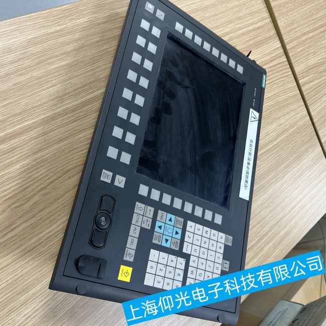 �������T�Ӕ�(sh��)��ϵ�y(t��ng)SINUMERIK 840Cͨ늺�]���κΆ����E����ϾS��ƽ�_
