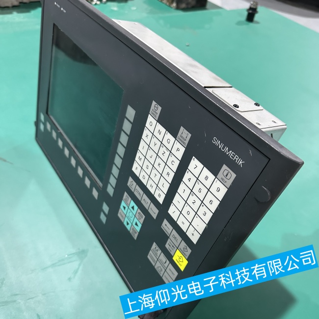 ��ͨ���T(m��n)�Ӕ�(sh��)��ϵ�y(t��ng)SINUMERIK 802D���\(y��n)���^(gu��)����ͻȻ�؆����ϾS�ރr(ji��)��