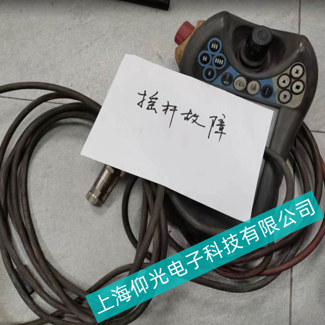 ��ͿABB�C(j��)����ʾ����DSQC679�ٿv�UXYZ�S�������`�S�޷���//�������//��(d��ng)���޺�