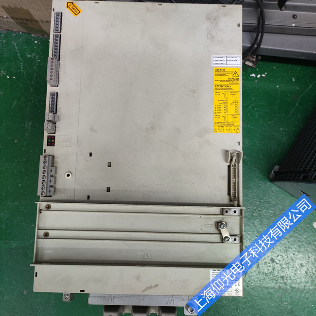 �������T���ŷ��(q��)��(d��ng)�����@ʾ�S��-611Uϵ�Ј�(b��o)��033�S��